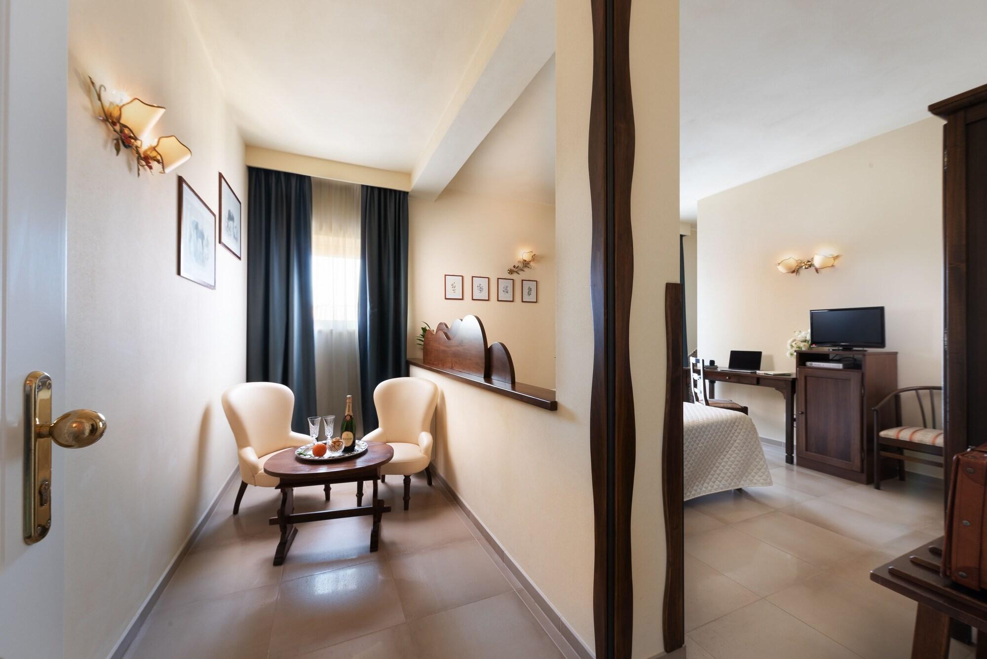 Corsignano Hotel 4*