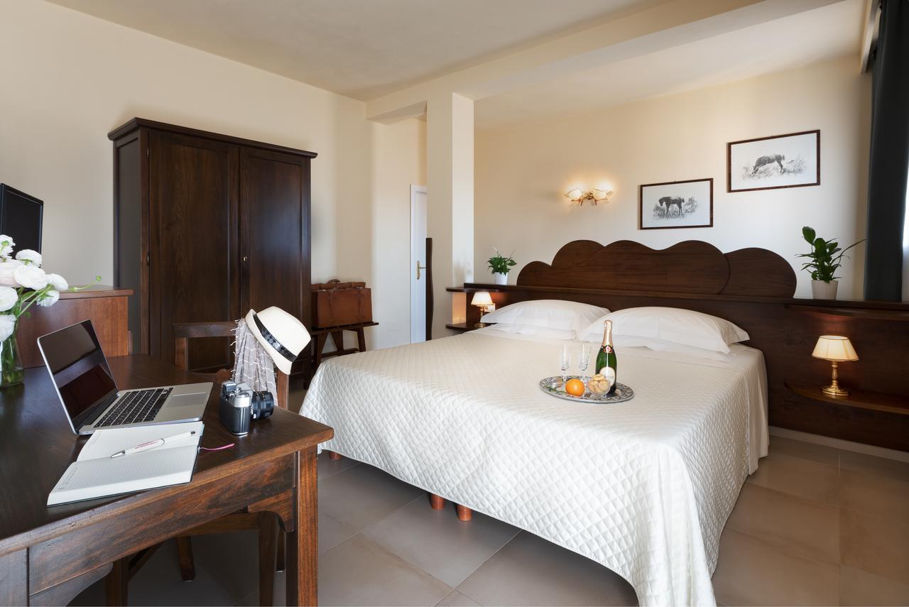 Corsignano Hotel